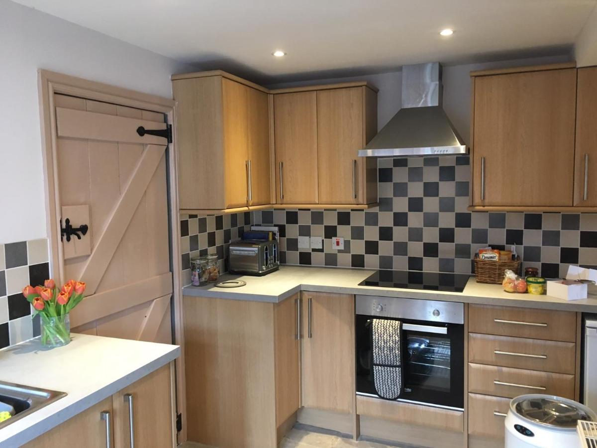 Cosy Lincs Wolds Cottage In Picturesque Tealby ภายนอก รูปภาพ