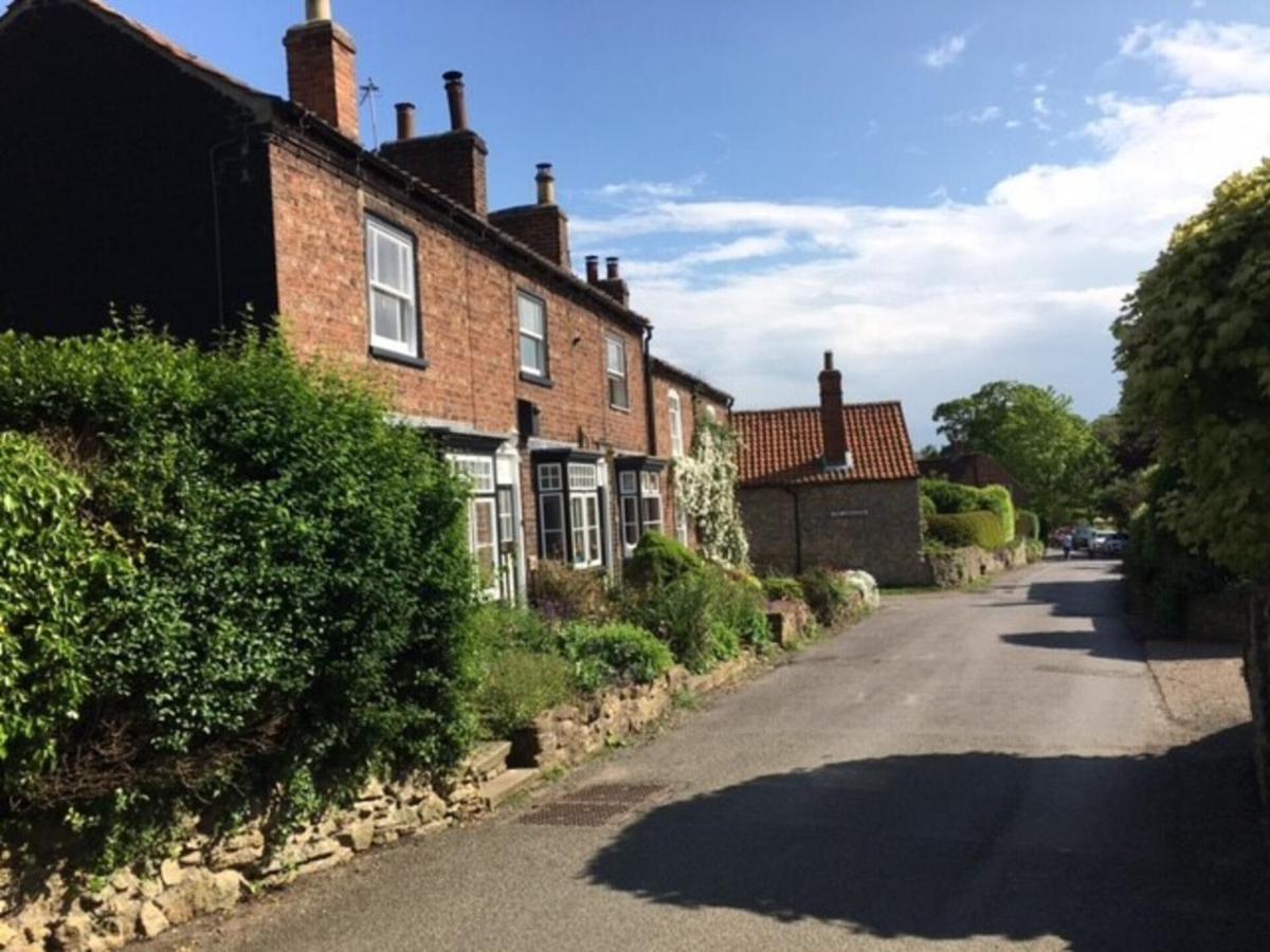 Cosy Lincs Wolds Cottage In Picturesque Tealby ภายนอก รูปภาพ